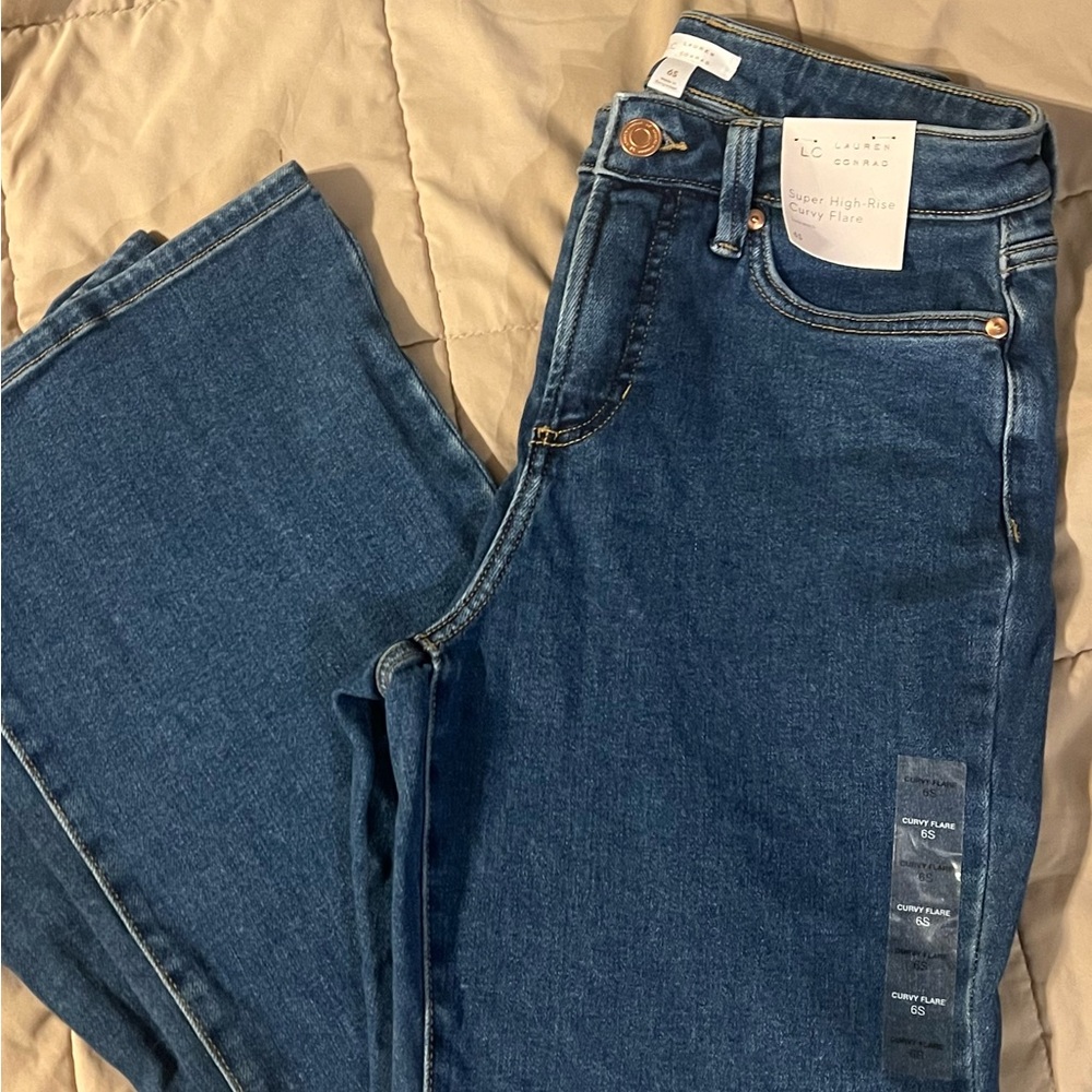 Classic Blue Women's Jeans - Picture 3 of 5